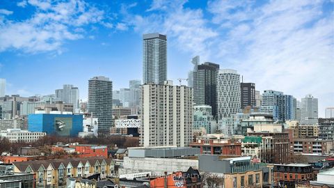 Photo 43 at 913 - 388 Richmond Street W, Waterfront Communities C1, Toronto