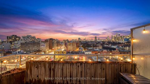 Photo 47 at 913 - 388 Richmond Street W, Waterfront Communities C1, Toronto