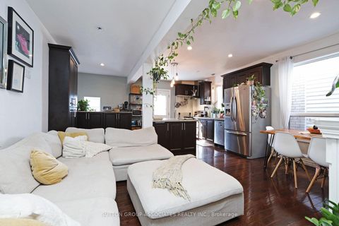 Photo 13 at 20 Ashdale Avenue, Coxwell, Toronto