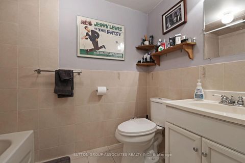 Photo 40 at 20 Ashdale Avenue, Coxwell, Toronto