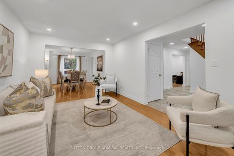 Photo 5 at 63 O'connor Crescent, North Richvale, Richmond Hill