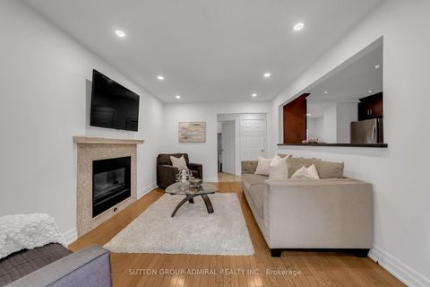 Photo 18 at 63 O'connor Crescent, North Richvale, Richmond Hill