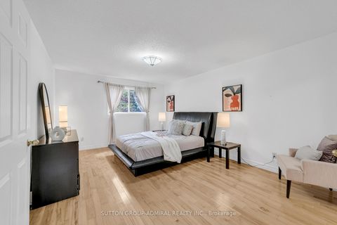 Photo 24 at 63 O'connor Crescent, North Richvale, Richmond Hill