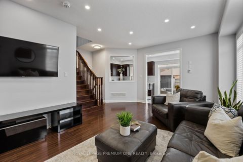 Photo 10 at 184 Kincardine Street, Kleinburg, Vaughan