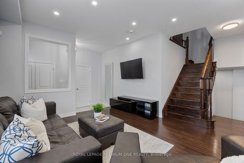 Photo 12 at 184 Kincardine Street, Kleinburg, Vaughan