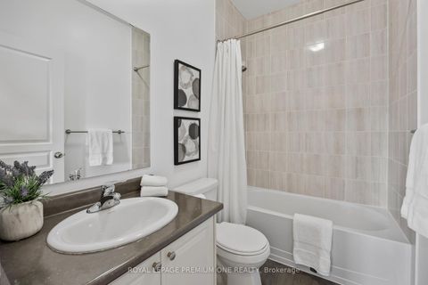 Photo 34 at 184 Kincardine Street, Kleinburg, Vaughan