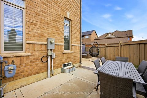 Photo 45 at 184 Kincardine Street, Kleinburg, Vaughan