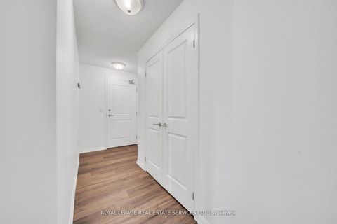 Photo 2 at 502 - 125 Western Battery Road, Niagara, Toronto