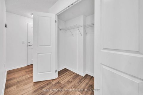 Photo 3 at 502 - 125 Western Battery Road, Niagara, Toronto