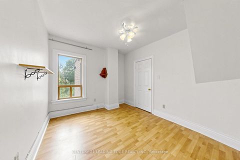 Photo 6 at 1132 Dufferin Street, Junction, Toronto