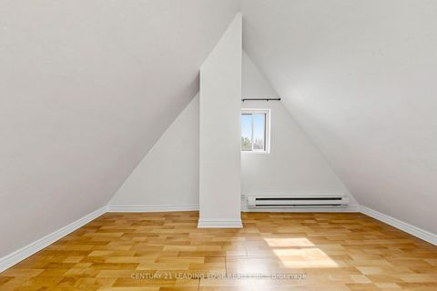 Photo 15 at 1132 Dufferin Street, Junction, Toronto
