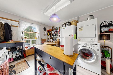 Photo 17 at 1132 Dufferin Street, Junction, Toronto