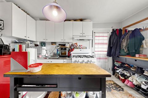 Photo 18 at 1132 Dufferin Street, Junction, Toronto