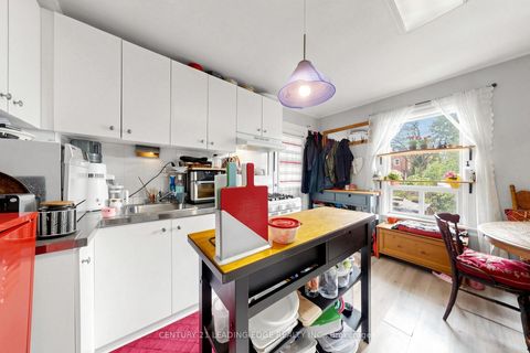 Photo 19 at 1132 Dufferin Street, Junction, Toronto