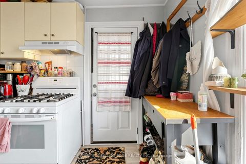 Photo 20 at 1132 Dufferin Street, Junction, Toronto