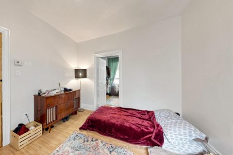 Photo 22 at 1132 Dufferin Street, Junction, Toronto