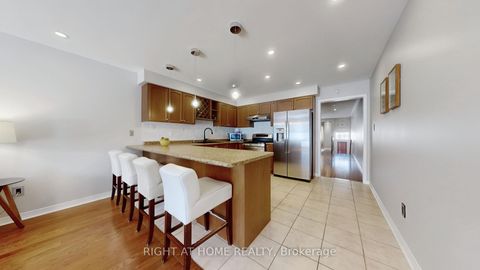 Photo 5 at 49 Wilkes Crescent, Birchmount, Toronto