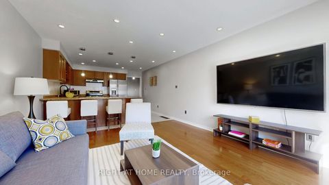 Photo 6 at 49 Wilkes Crescent, Birchmount, Toronto