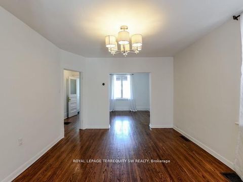 Photo 10 at 105 Barker Avenue, East York, Toronto
