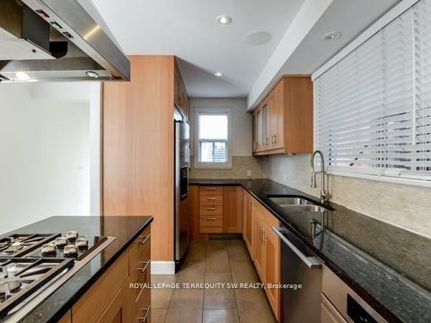 Photo 14 at 105 Barker Avenue, East York, Toronto