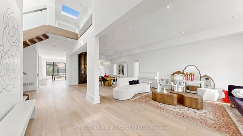 Photo 2 at 10 Alonzo Road, Willowdale West, Toronto