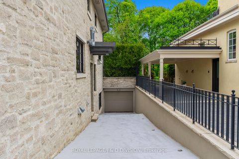 Photo 4 at 24 Glenview Avenue, Lawrence Park South, Toronto