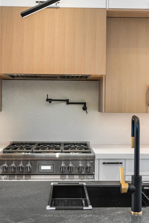 Photo 4 at 199 Arlington Avenue, Cedarvale, Toronto