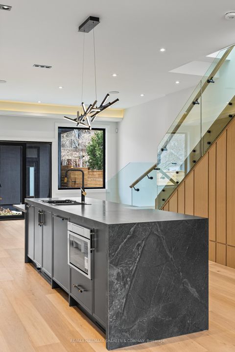Photo 9 at 199 Arlington Avenue, Cedarvale, Toronto