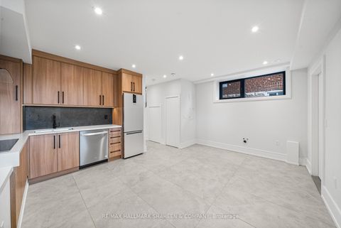 Photo 34 at 199 Arlington Avenue, Cedarvale, Toronto