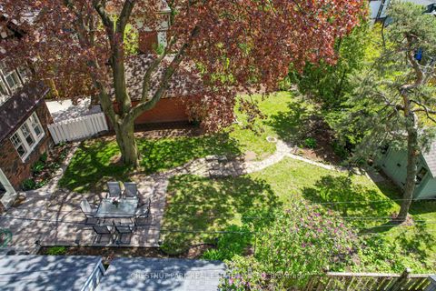Photo 2 at 14 Servington Crescent, Mount Pleasant West, Toronto