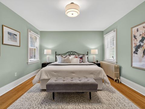 Photo 12 at 14 Servington Crescent, Mount Pleasant West, Toronto