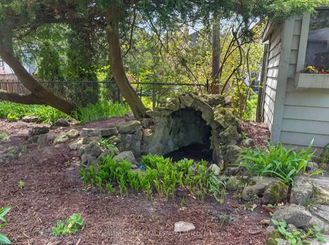 Photo 32 at 14 Servington Crescent, Mount Pleasant West, Toronto