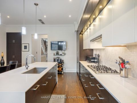 Photo 19 at 2460A Bayview Avenue, York Mills, Toronto