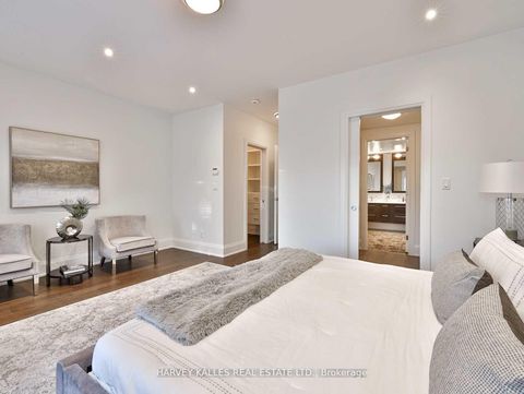 Photo 25 at 2460A Bayview Avenue, York Mills, Toronto