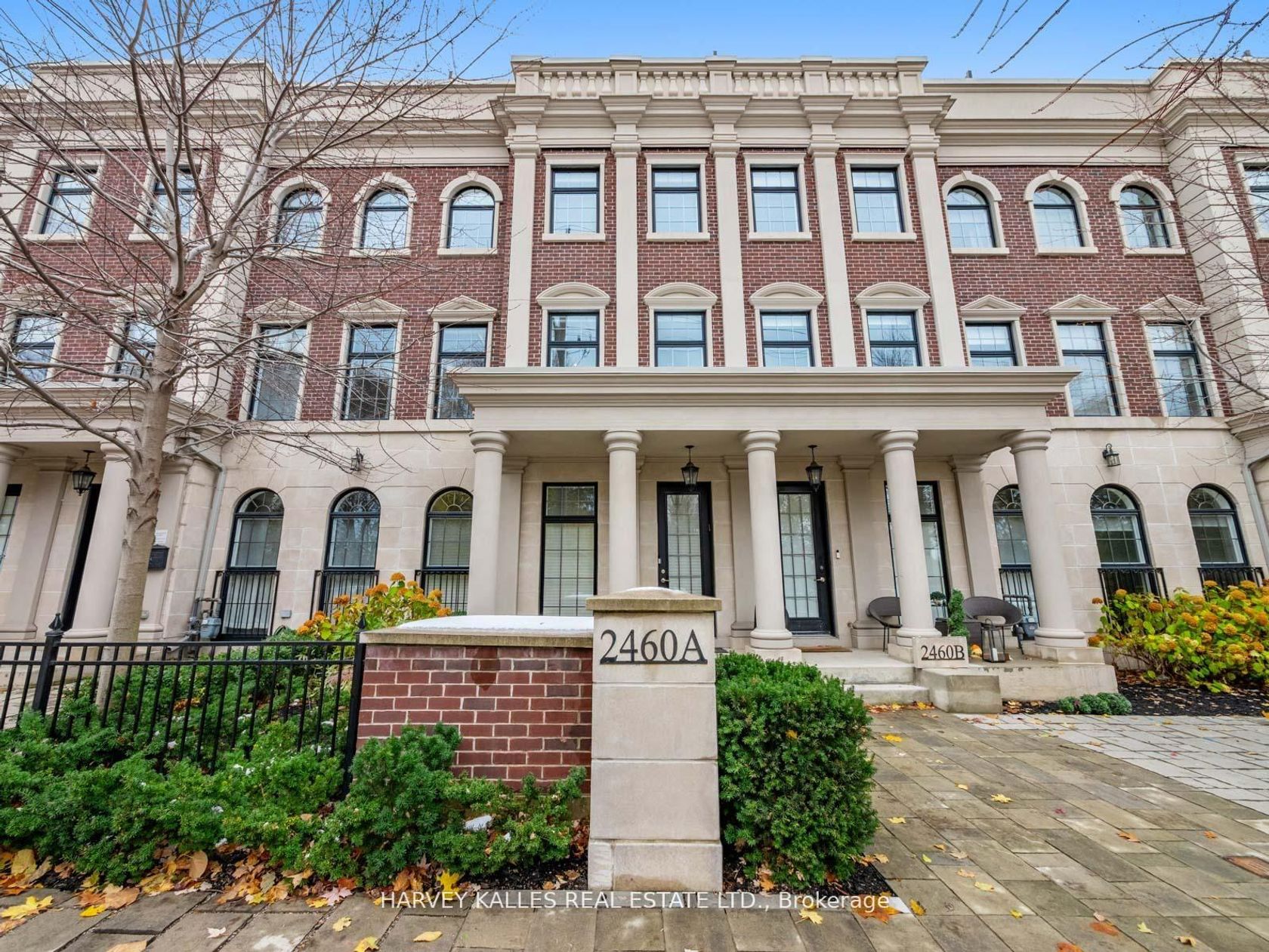 2460A Bayview Avenue, York Mills, Toronto photo 3