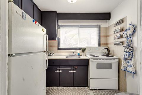 Photo 13 at 155 Aileen Avenue, Eglinton West, Toronto
