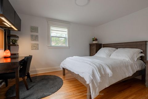Photo 14 at 77 Catherine Avenue, Aurora Village, Aurora