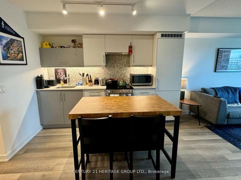 Photo 2 at 602 - 181 Huron Street, Chinatown, Toronto