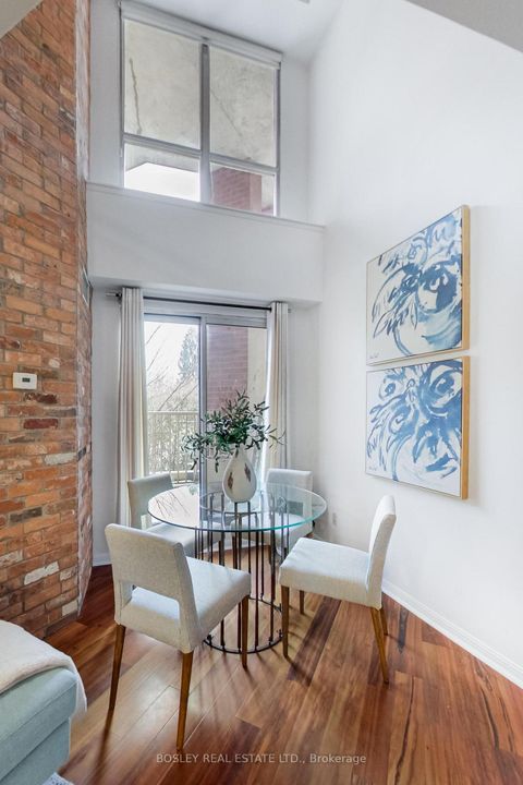 Photo 2 at 215 - 119 Merton Street, Mount Pleasant West, Toronto