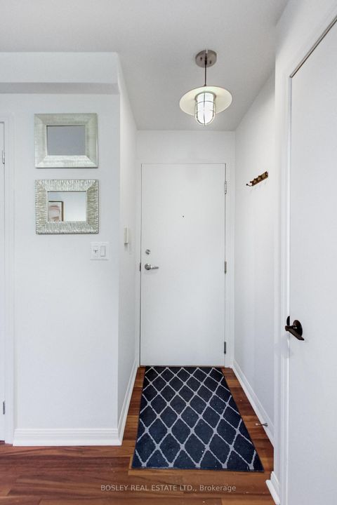 Photo 3 at 215 - 119 Merton Street, Mount Pleasant West, Toronto