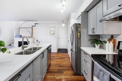 Photo 6 at 215 - 119 Merton Street, Mount Pleasant West, Toronto