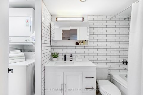Photo 25 at 215 - 119 Merton Street, Mount Pleasant West, Toronto