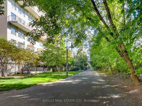 Photo 31 at 215 - 119 Merton Street, Mount Pleasant West, Toronto