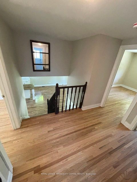Photo 4 at 30 Thorncrest Road, Allandale Heights, Barrie
