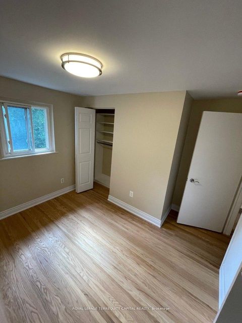 Photo 6 at 30 Thorncrest Road, Allandale Heights, Barrie