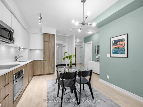 Photo 7 at 306 - 223 St.Clair Avenue, Casa Loma, Toronto