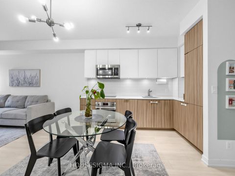Photo 9 at 306 - 223 St.Clair Avenue, Casa Loma, Toronto