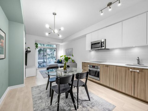 Photo 11 at 306 - 223 St.Clair Avenue, Casa Loma, Toronto