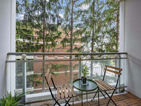 Photo 24 at 306 - 223 St.Clair Avenue, Casa Loma, Toronto