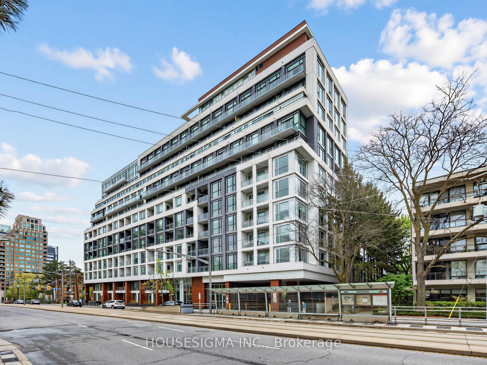 306 - 223 St.Clair Avenue, Casa Loma, Toronto 